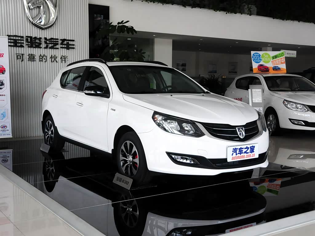 上汽通用五菱 宝骏610 2014款 cross 1.5l 自动豪华型
