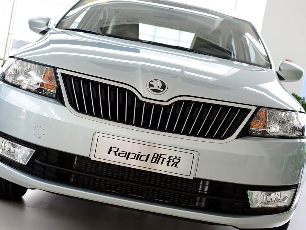 上汽大众斯柯达 昕锐 2013款 1.6l 手动优选型