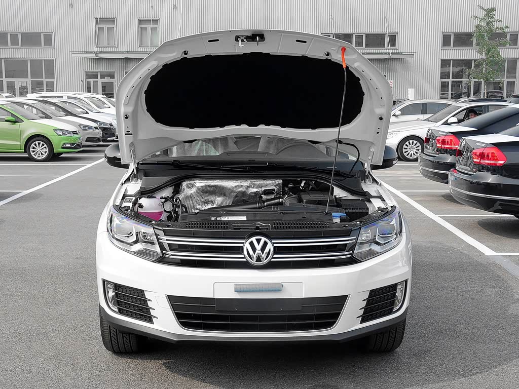 上汽大众 途观 2014款 1.8tsi 自动两驱30周年纪念版