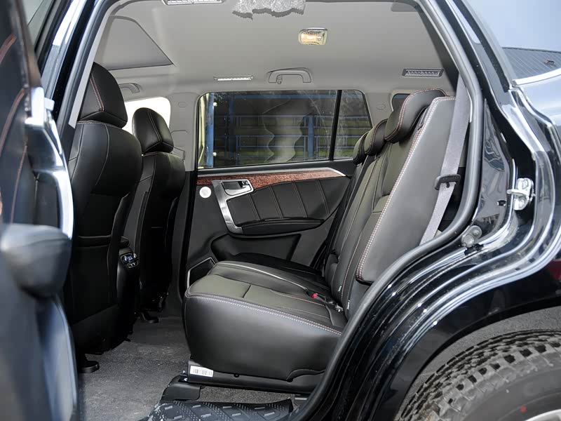 吉利汽车 豪情suv 2014款 2.4l 自动两驱尊贵型