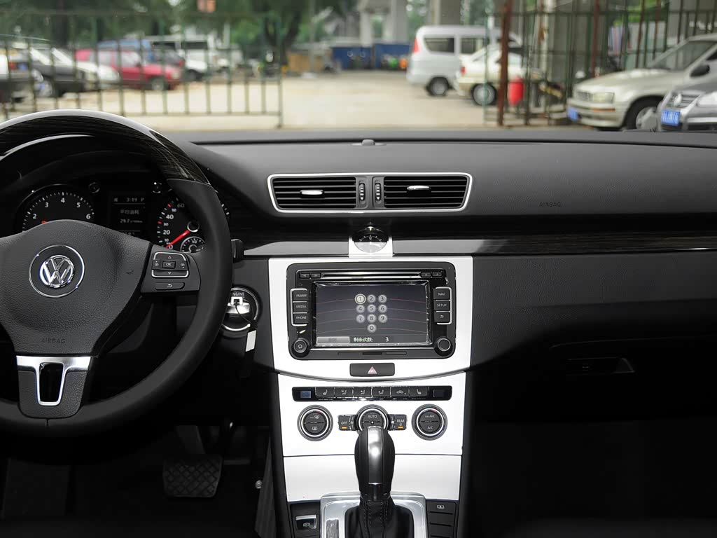 一汽-大众 迈腾 2015款 2.0tsi 尊贵型