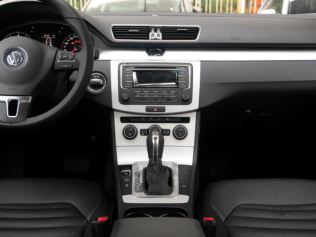一汽-大众 迈腾 2015款 1.8tsi 领先型