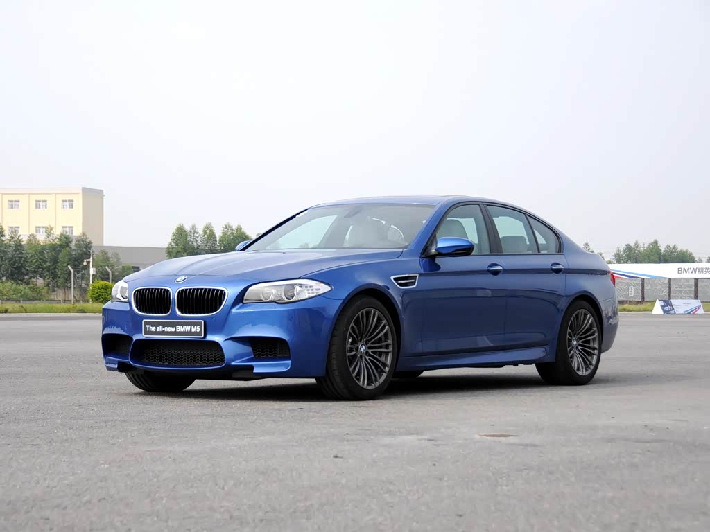 宝马m 宝马m5 2012款 m5 蒙特卡罗蓝 车身外观 已经是最后一张,您还