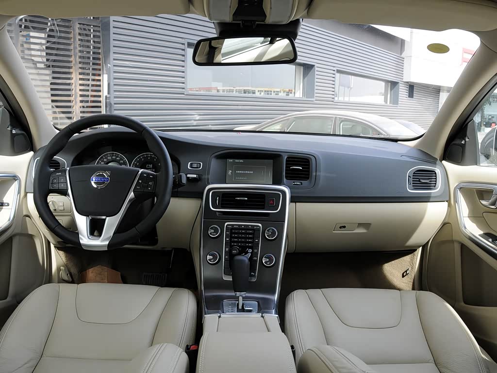 沃尔沃(进口) 沃尔沃s60 2012款 2.0t t5 智尊版