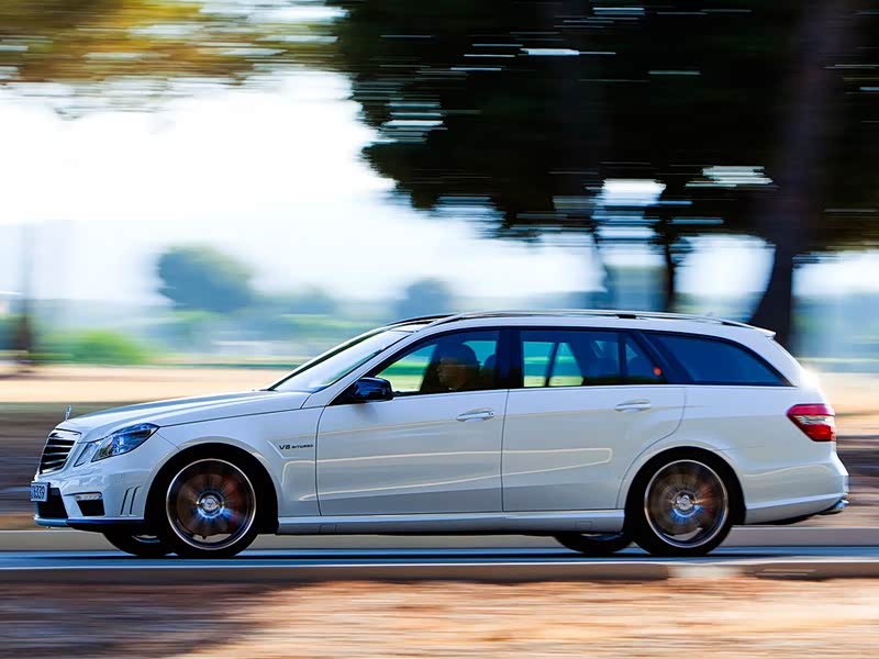 梅赛德斯-amg 奔驰e级amg 2012款 amg e 63 wagon