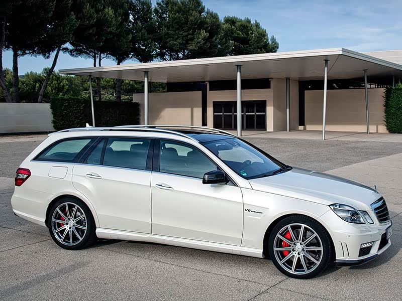 梅赛德斯-amg 奔驰e级amg 2012款 amg e 63 wagon