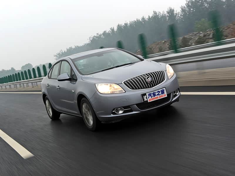 上汽通用别克 英朗 2012款 gt 1.8l 自动时尚真皮版