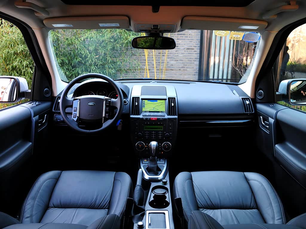 路虎(进口) 神行者2 2012款 2.0t si4 hse汽油版