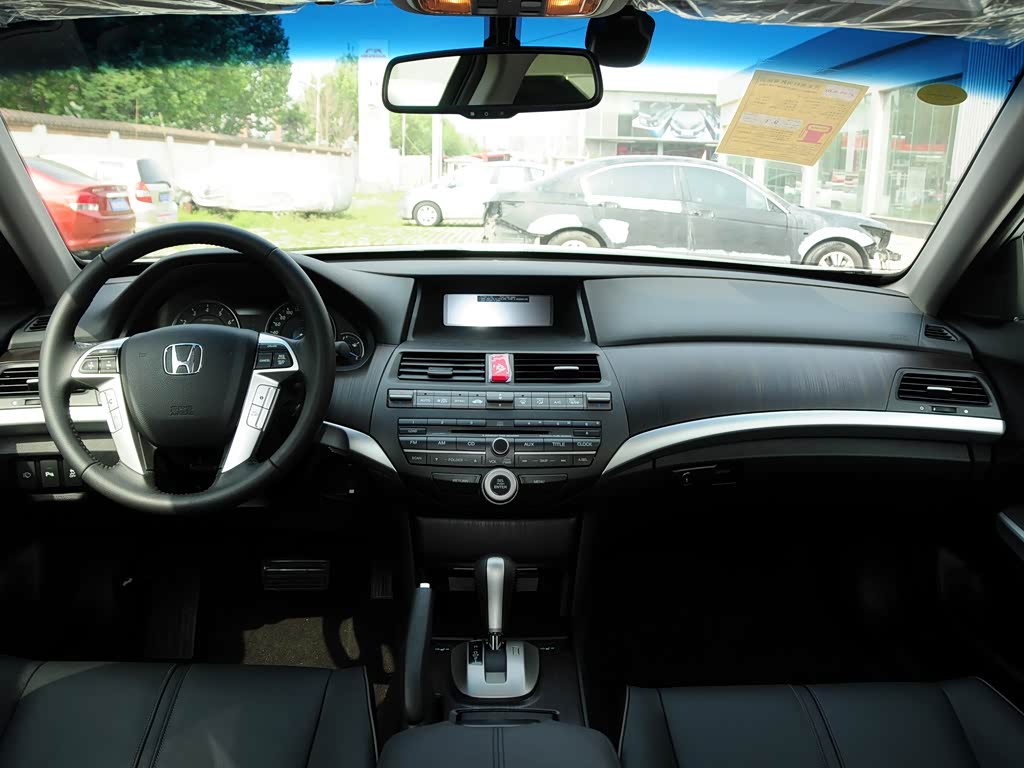 广汽本田 歌诗图 2012款 2.4l 豪华版