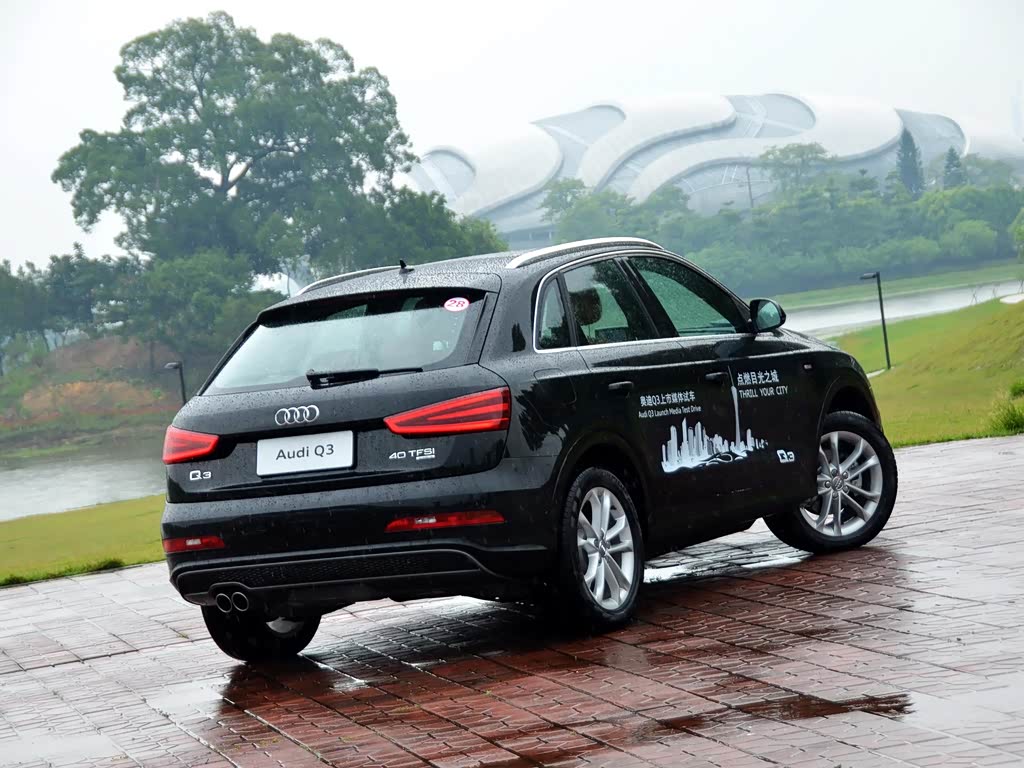 奥迪(进口) 奥迪q3(进口) 2012款 40 tfsi quattro 运动型