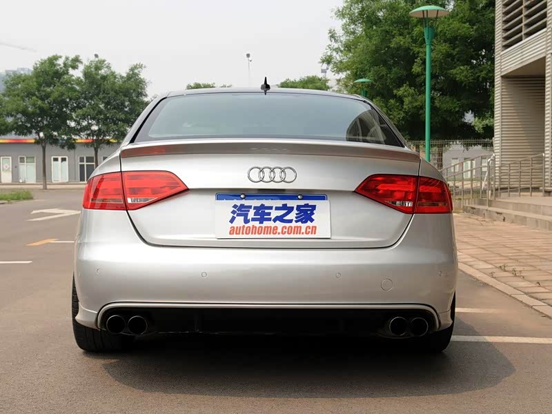 一汽-大众奥迪 奥迪a4l 2009款 2.0 tfsi 豪华型