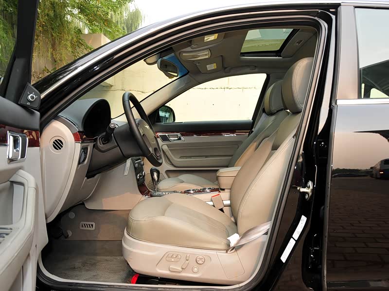 奇瑞汽车 瑞麒g6 2011款 2.0t 自动旗舰型