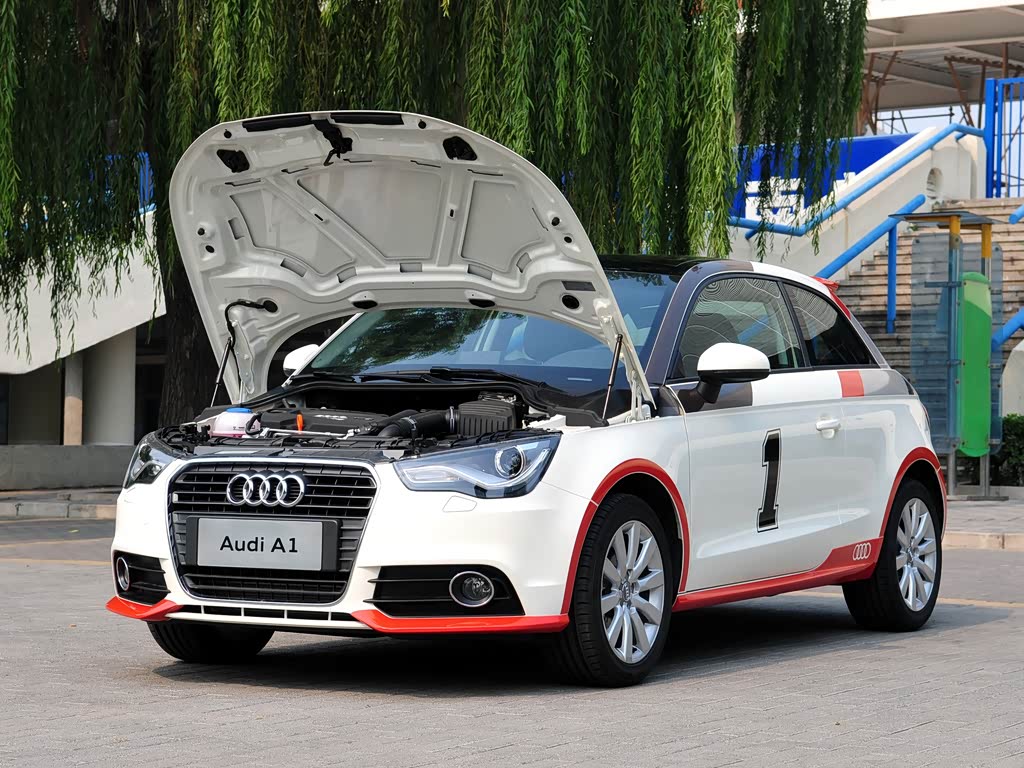 奥迪(进口) 奥迪a1 2012款 1.4 tfsi ego