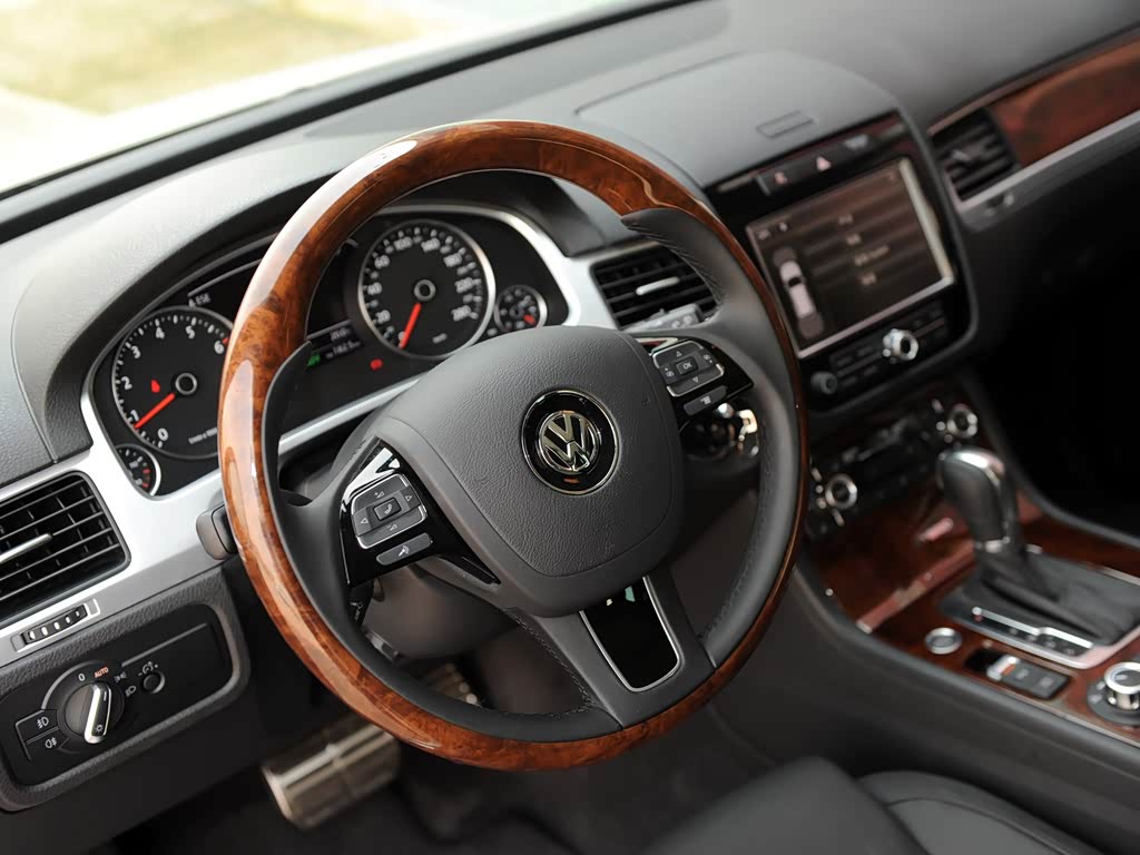 大众(进口) 途锐 2011款 3.0tsi hybrid