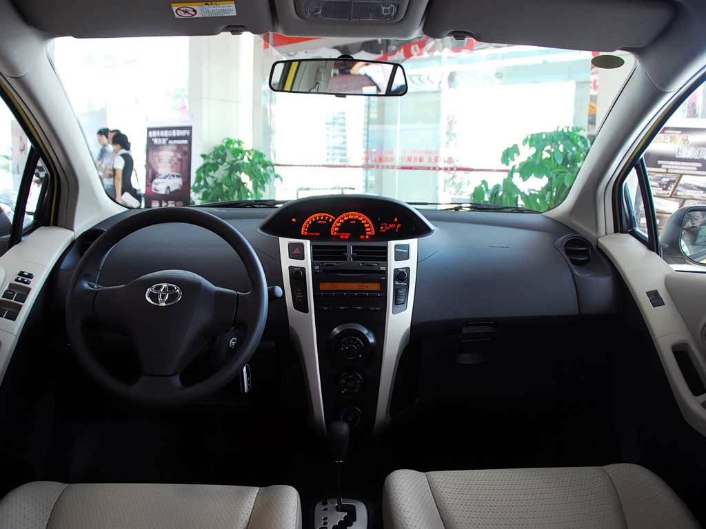 广汽丰田 雅力士 2011款 1.6e 自动魅动版