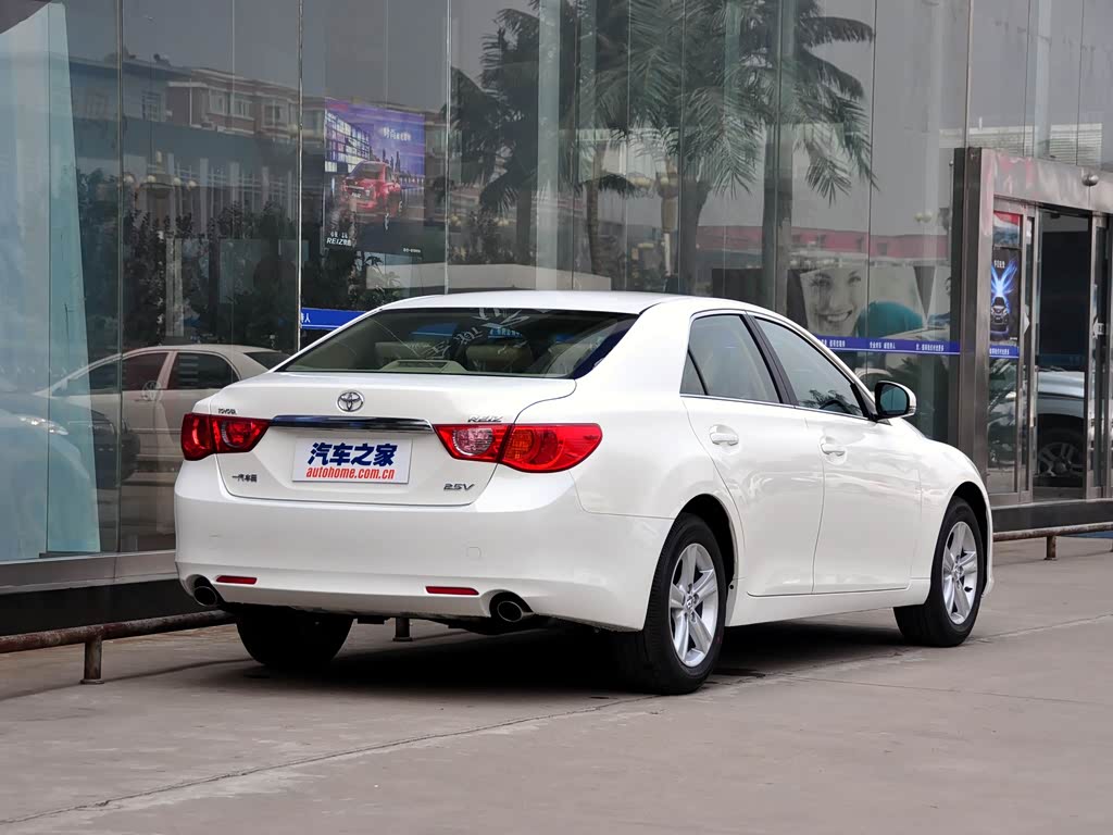 一汽丰田 锐志 2010款 2.5v 风度菁英版