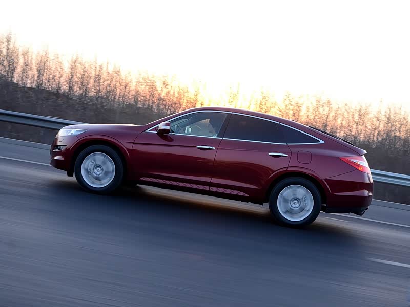 广汽本田 歌诗图 2011款 3.5l 旗舰版