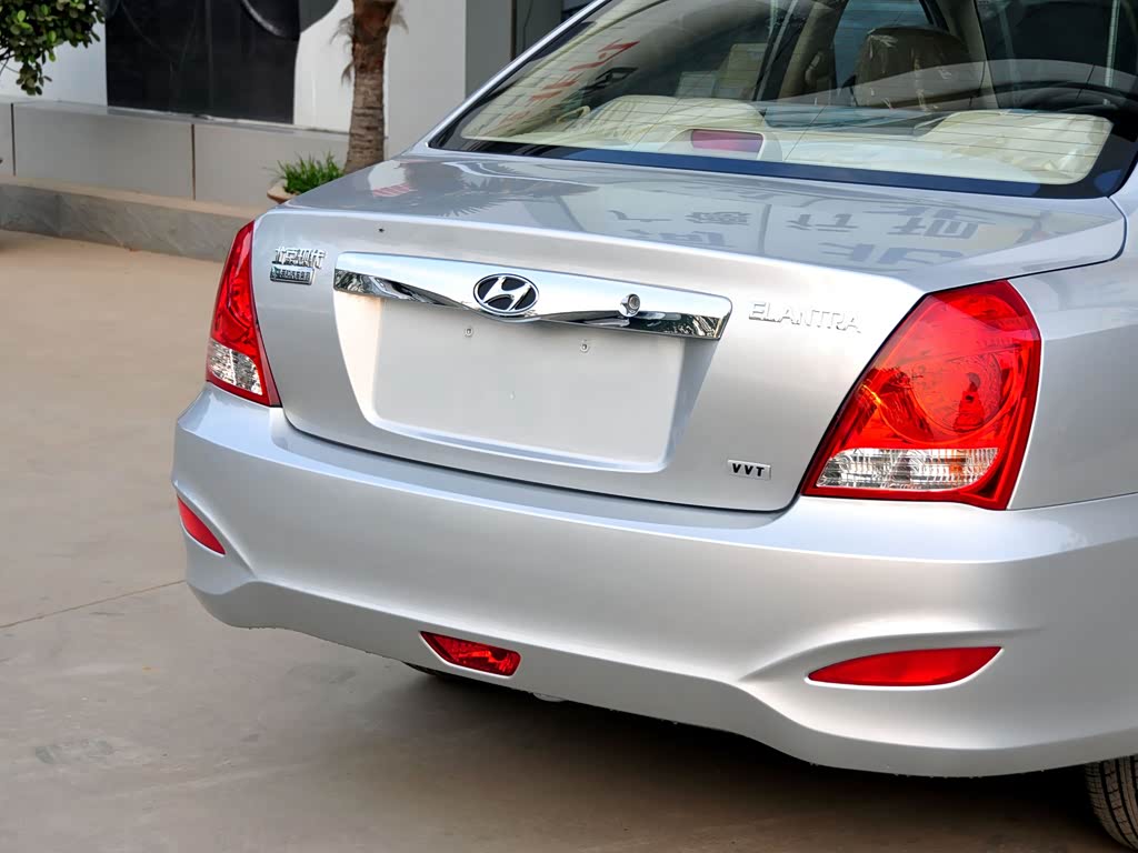 北京现代 伊兰特 2011款 1.6l 手动舒适型