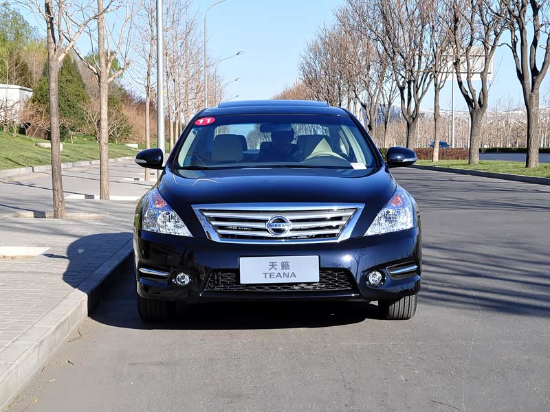 东风日产 天籁 2011款 2.0l xl-navi智尚版